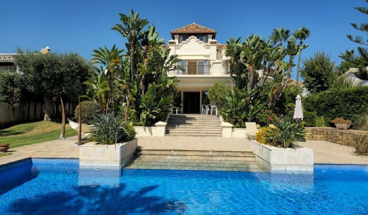 Luxury Villa in Marbella with Spectacular Views