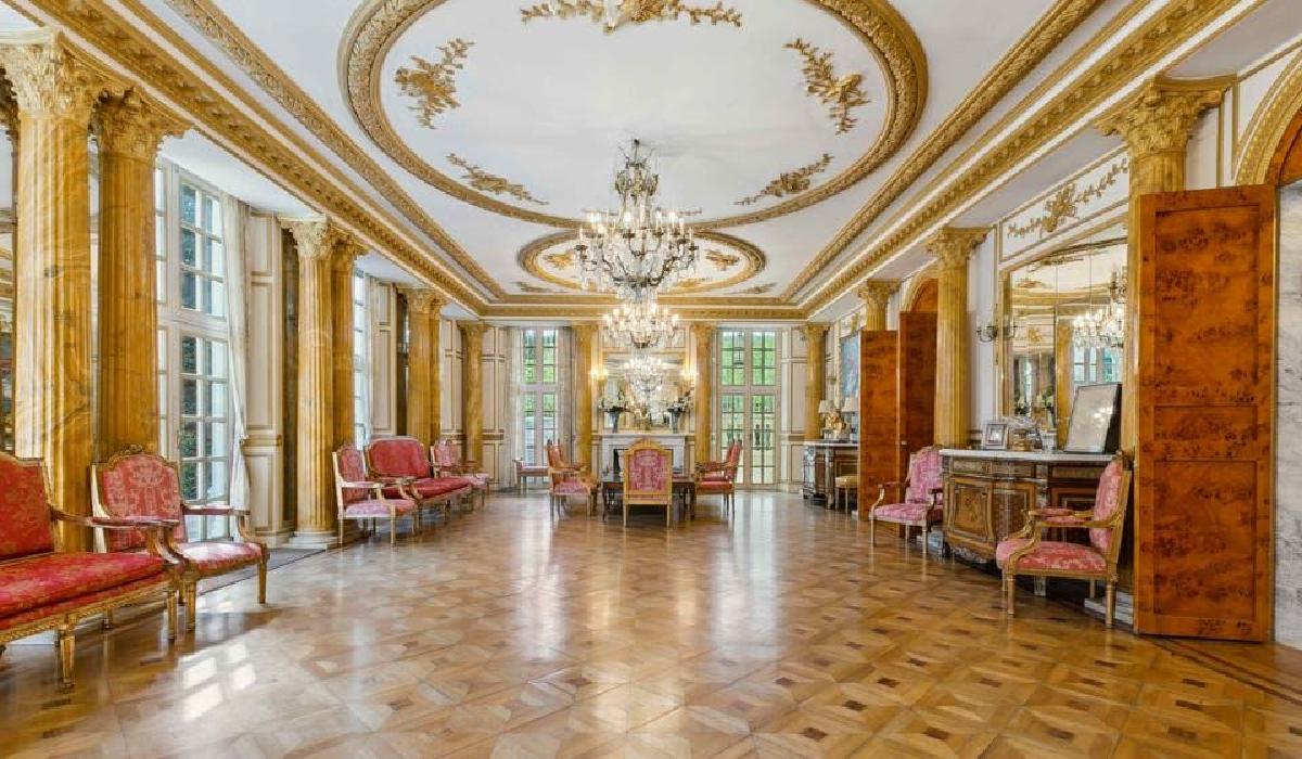 A Glimpse into Prince John Zylinski's White House