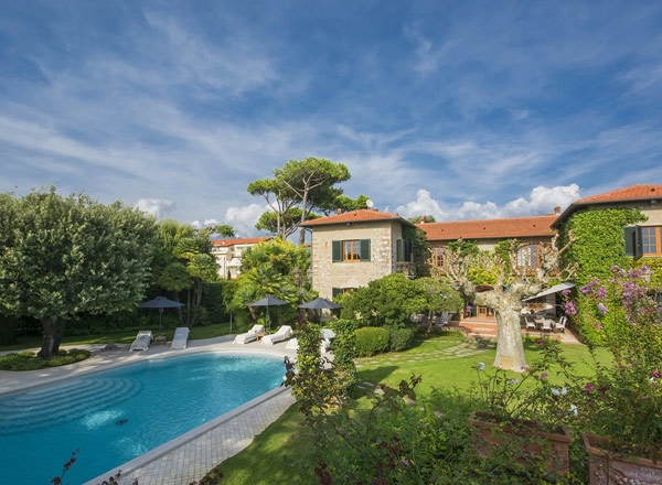 10 Bedroom house in Lucca, Italy